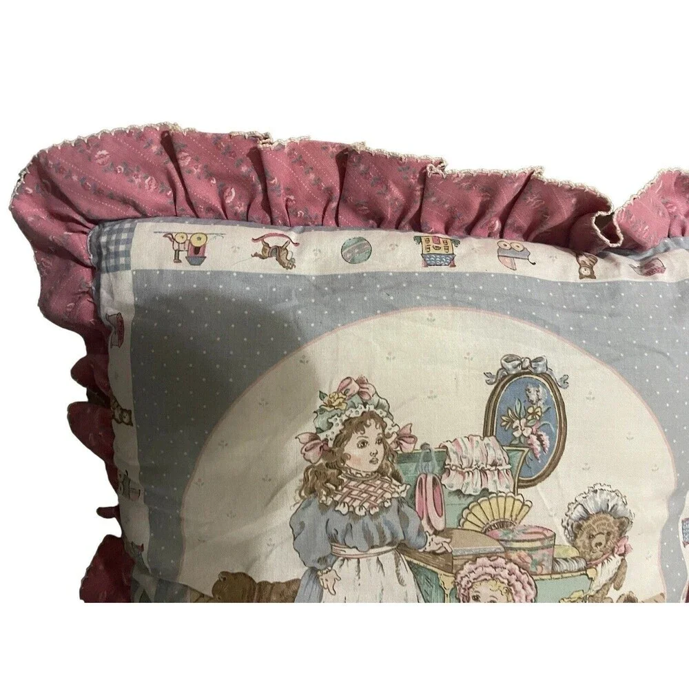 Vintage Handmade Quilted Girls Bear Pink Accent Pillow 80’s 15x15 RARE
